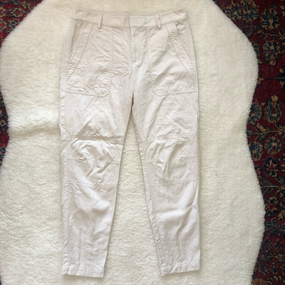 VINCE. Light Cream Cargo Style Ankle Trousers 100% Lyocell